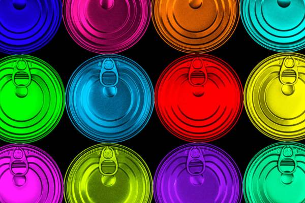 Palletizing system for loose full aluminum cans